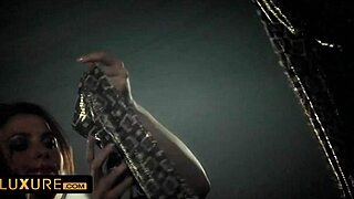 lesbian swingers start with fingering an' boob play oops!!