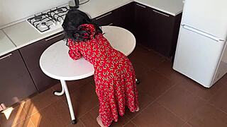 oh stepmom's begging for that anal fuck on her huge ass! 🍑🔥 homemade milf action framed just right 😈