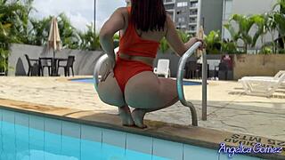 sexy latina bikini pool suck ride 69 😍🍆