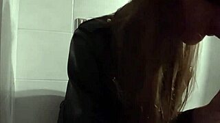 imagine fucking this miniskirt teen stranger in mall toilet cumshot