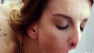 I ate out my lingerie model's pussy during photoshoot break yum!