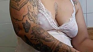 hey young stud check this mature big ass gravida showing off