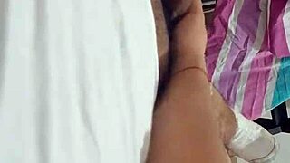 me encanta manosear tu verga rica vecino masturbandote en casa