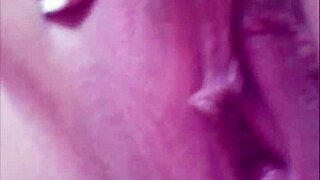 wanna feel my chubby pussy grinding on your face right now?