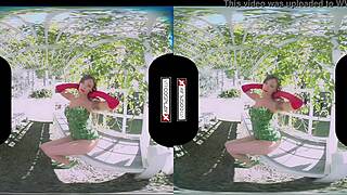 poison ivy cosplay vr redhead pussy smashed by monster cock!!