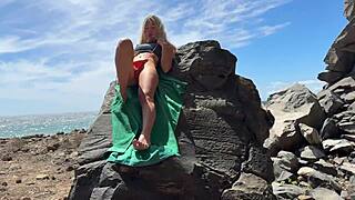 risky public beach fuck with moaning blonde teen's tight pussy cum on tits 😍🌊