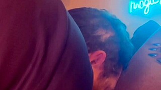 ebony amateur bends over for pussy licking then homemade doggystyle pounding