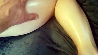 she doesnt allow pullout creampie in her horny chubby pussy