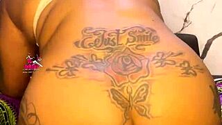 UGLY MILF'S FIRST MASSIVE SQUIRT IN SOLO TOY BLAST!